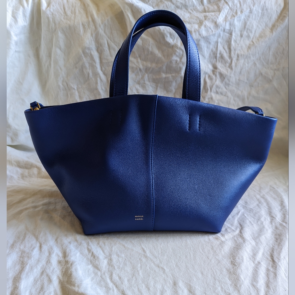 NWOT Mansur Gavriel Tulipano Blue Ocean